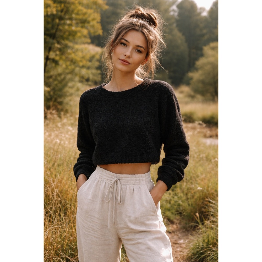 Victoria's Secret Black Fuzzy Cropped Sweater Women's Size L granola cottagecore